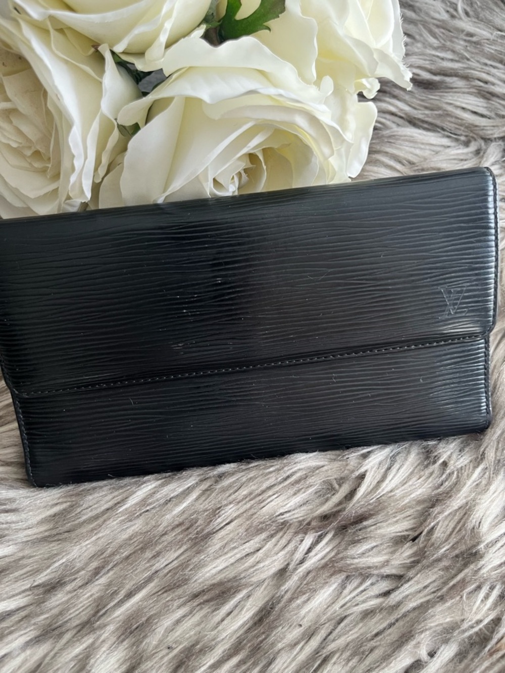 LOUIS VUITTON Vintage Black Epi Leather Wallet